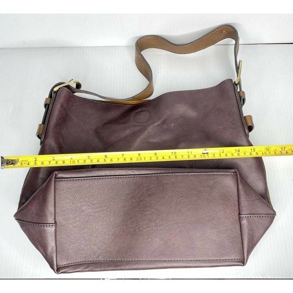 Burgundy Leather HandBag Purse With Adjustable Buckle Strap Pocket Magnet Clasp0 - Picture 7 of 7